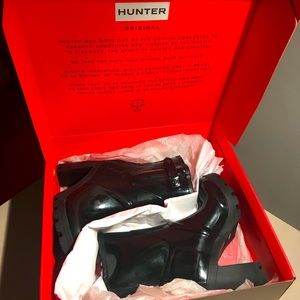Hunter Block Heel Rain Boots - size 8